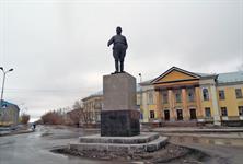 Памятник Кирову в Воркуте
