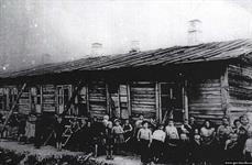 Превращенный в концлагерный барак склад. Петрозаводск